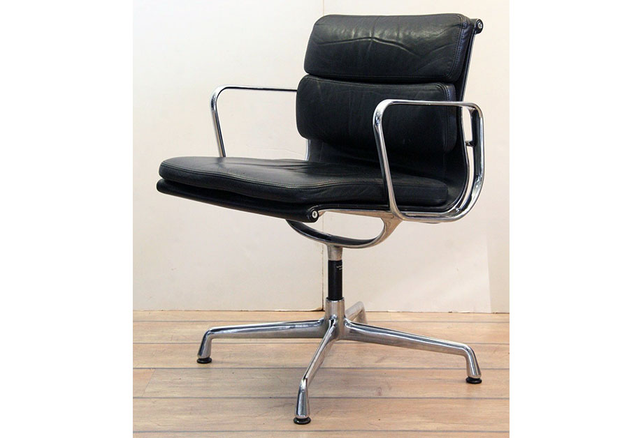 Stuhl Vitra Eames Alu Chair EA 208