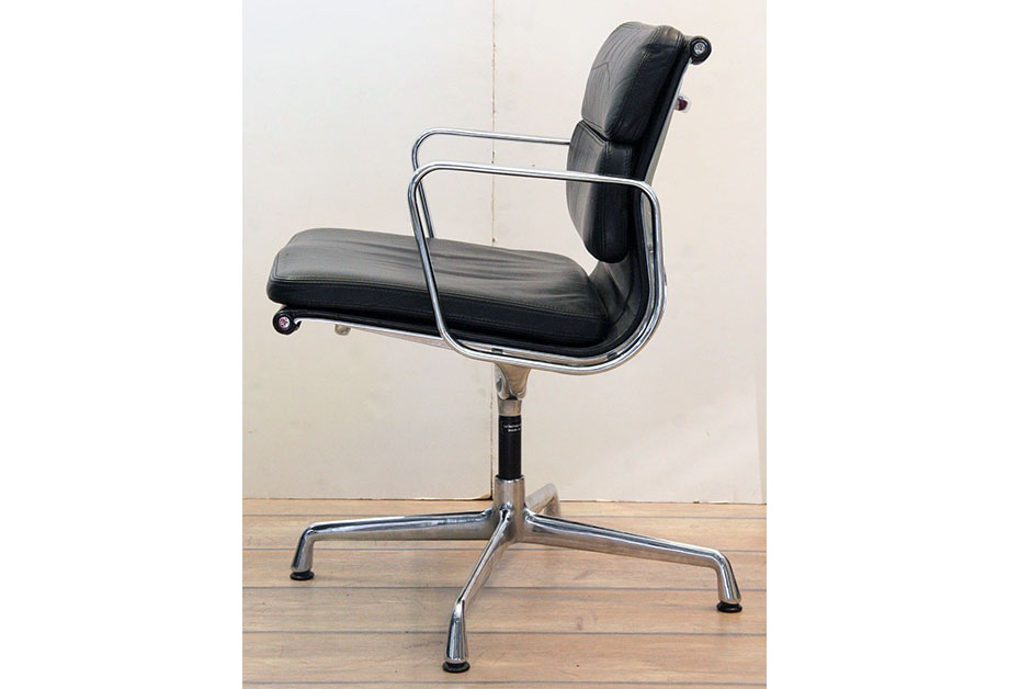 Stuhl Vitra Eames Alu Chair EA 208